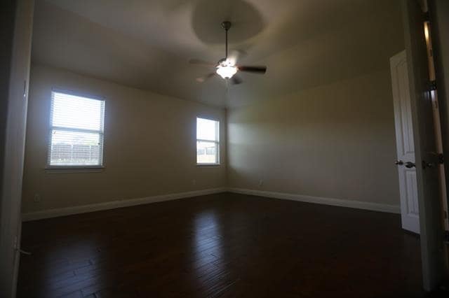Building Photo - 5820 Fremont Dr