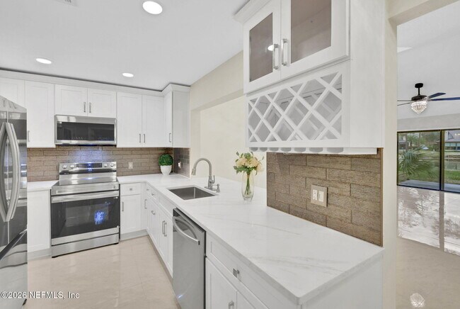 Building Photo - 181 Aruba Ln