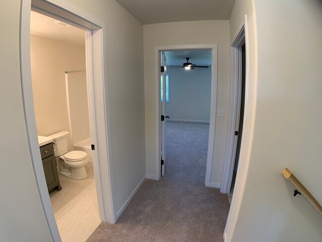 Building Photo - 1360 Goldenwood Dr