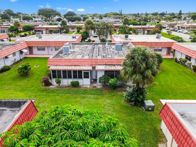 Building Photo - 287 Seville Terrace