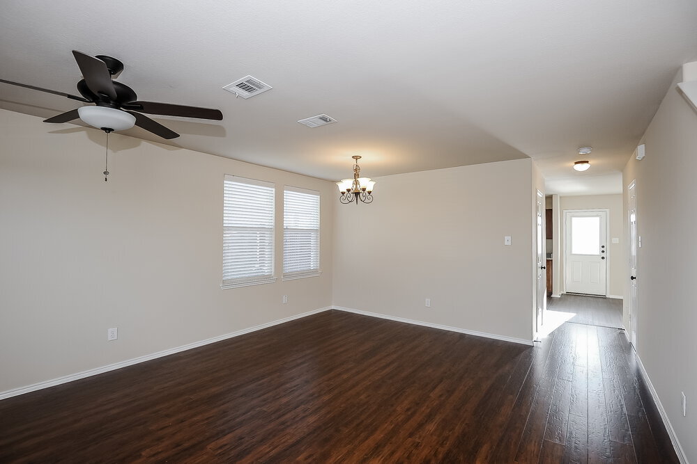 Building Photo - 309 Coneflower Dr
