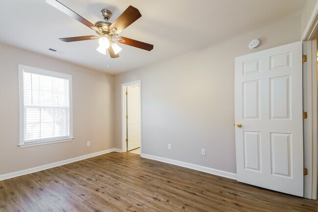 Building Photo - 3824 Lodgepole Ln