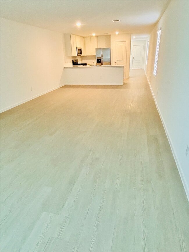 Building Photo - 1747 W Stroker Rd