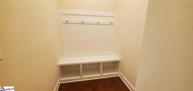Building Photo - 225 Granito Dr