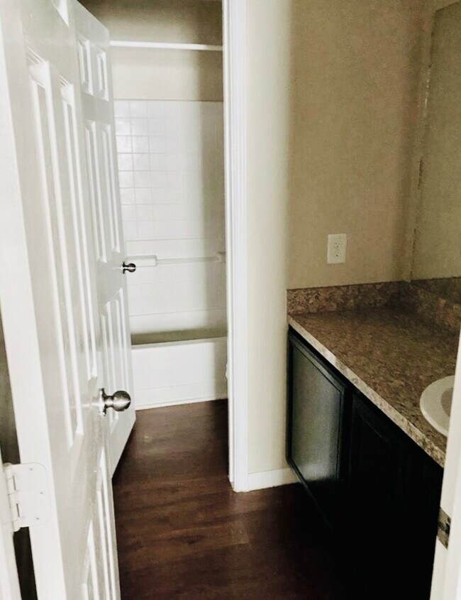 Building Photo - 3415 Maris Way