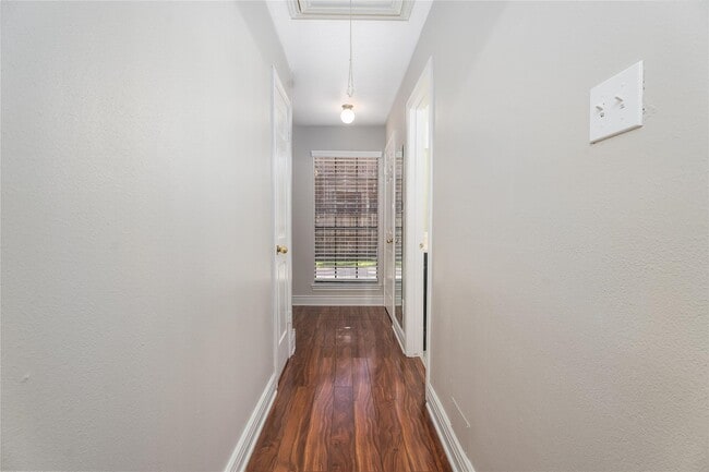 Building Photo - 14419 Redbud Valley Trail