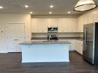 Building Photo - Available NOW – 3 Bedroom, 2.5 Bath Home in Roebuck, SC- $1,000 off First Full Months' Rent!