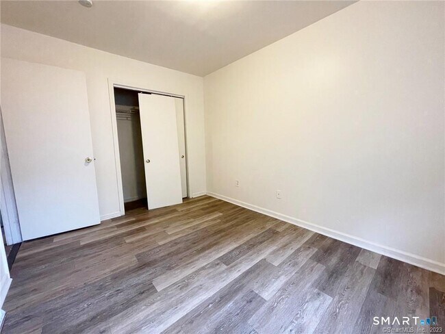 Building Photo - 663 Newhall St