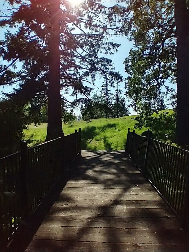 Building Photo - 12003 SE High Creek Rd