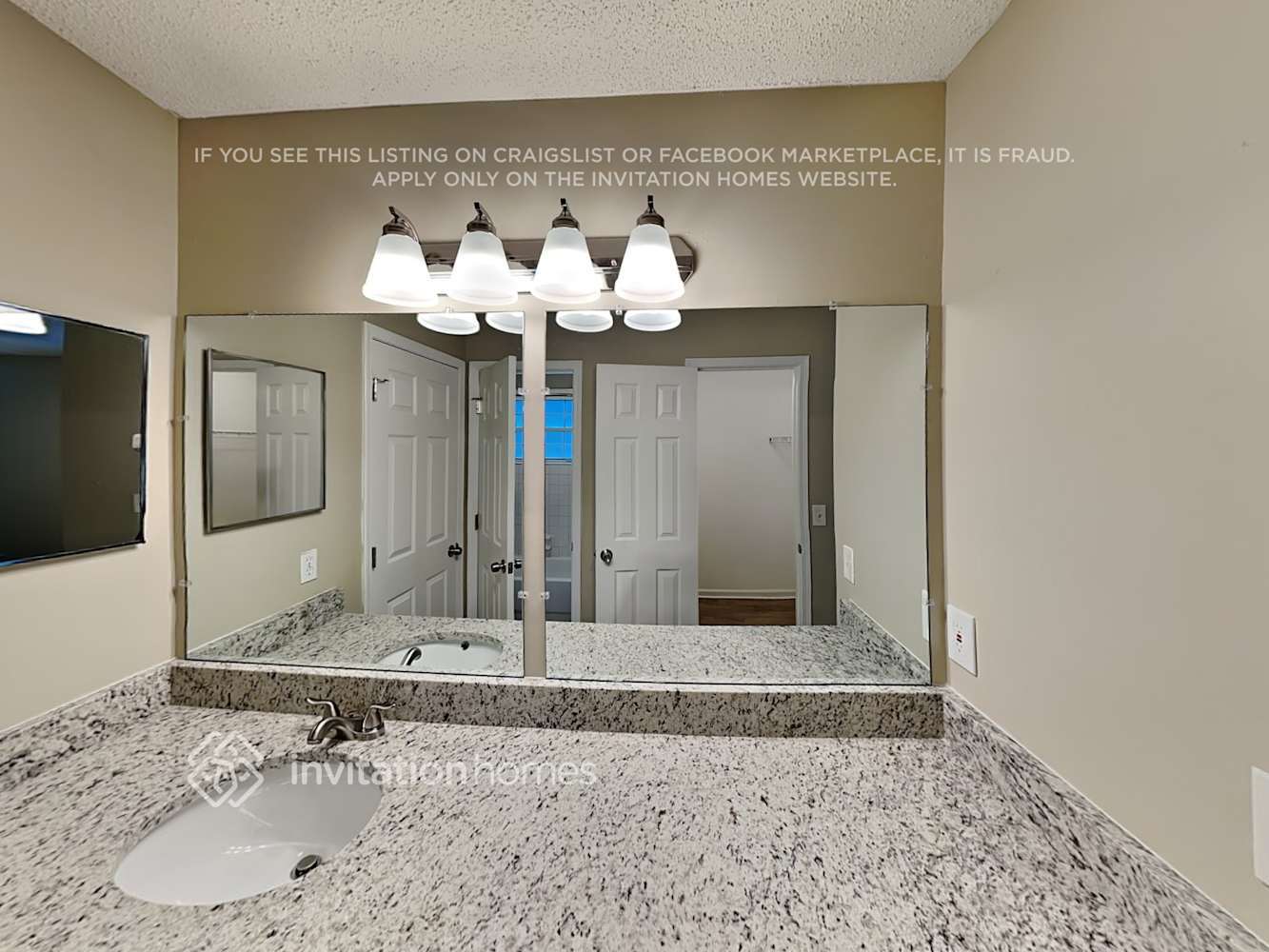 Building Photo - 3618 Pond Ridge Ct E