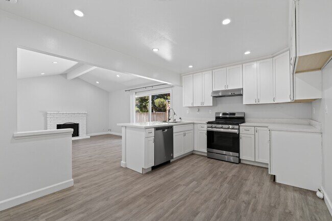 Building Photo - 5607 Goldfield Dr
