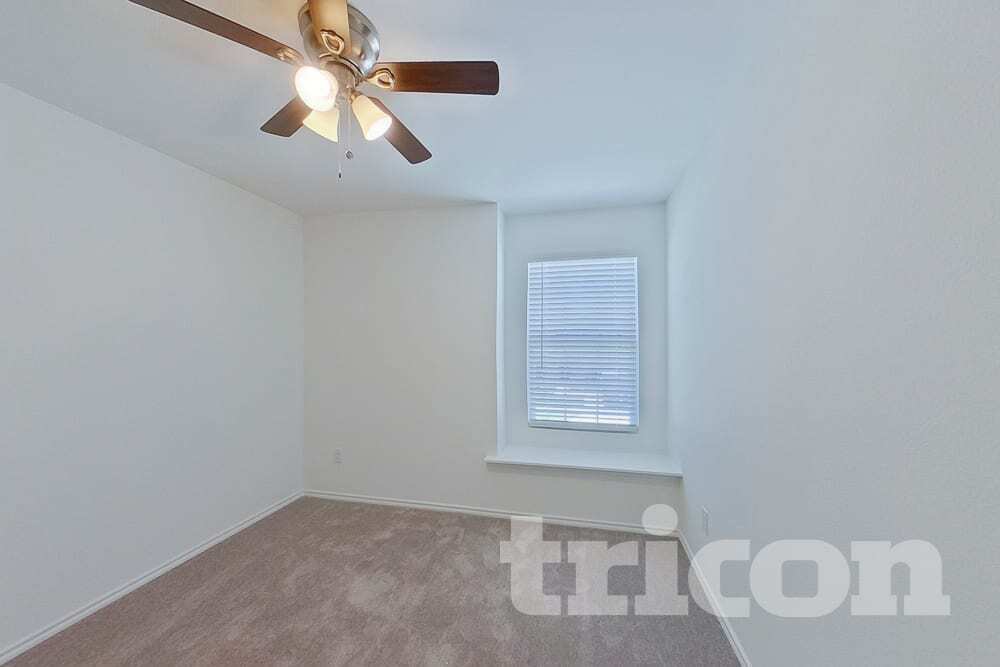 Building Photo - 2411 Carlow Ln