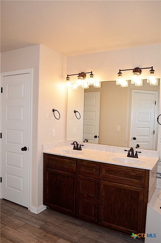 Building Photo - 6111 Cactus Flower Ln