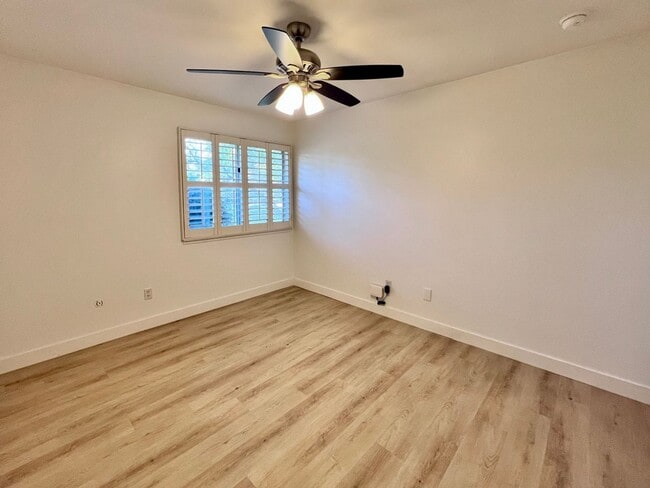 Building Photo - $2,295 Shaw & Van Ness, 3 Bedroom Condo- S...