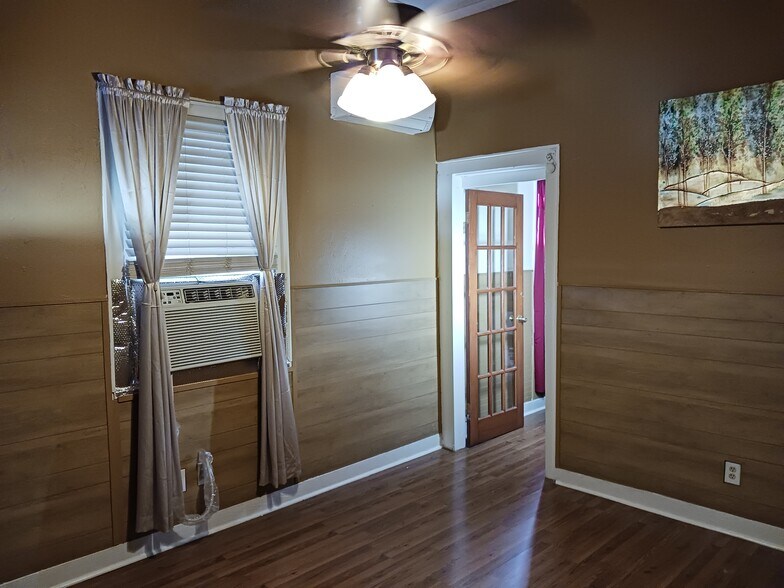 Building Photo - 1311 General Ogden St