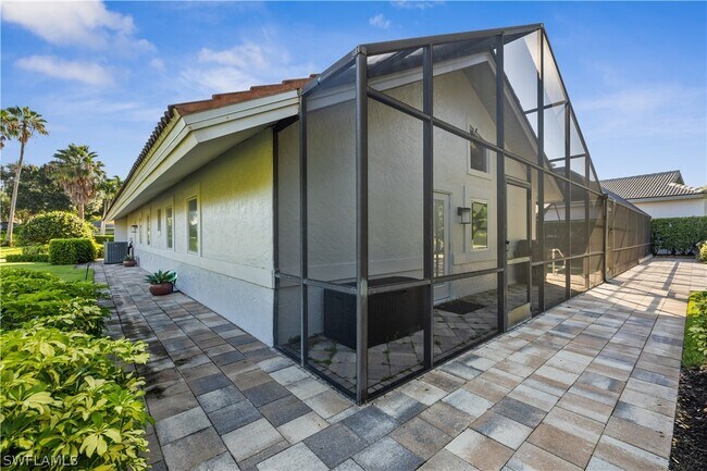 Building Photo - 6605 Southfork Ct