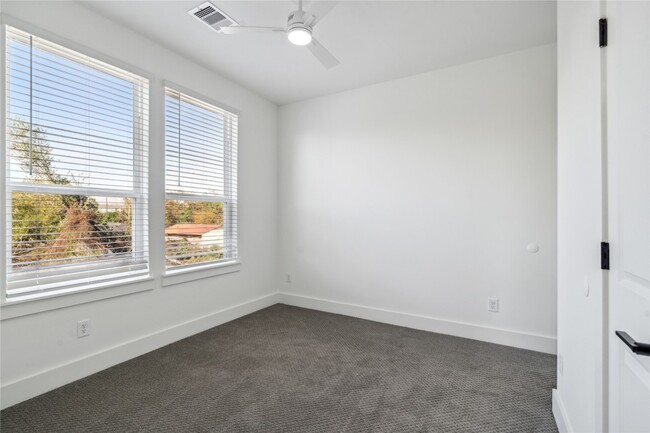 Building Photo - 3117 Evella St