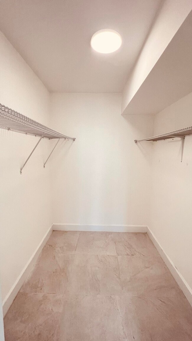Building Photo - 4381 Trevi Ct