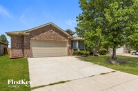 Building Photo - 10649 Fossil Hill Dr