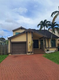 Building Photo - 9645 SW 148th Pl