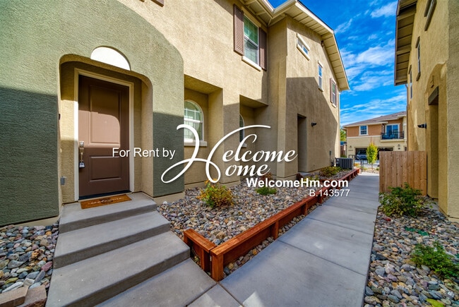 Building Photo - 2031 Cradle Mountain Dr