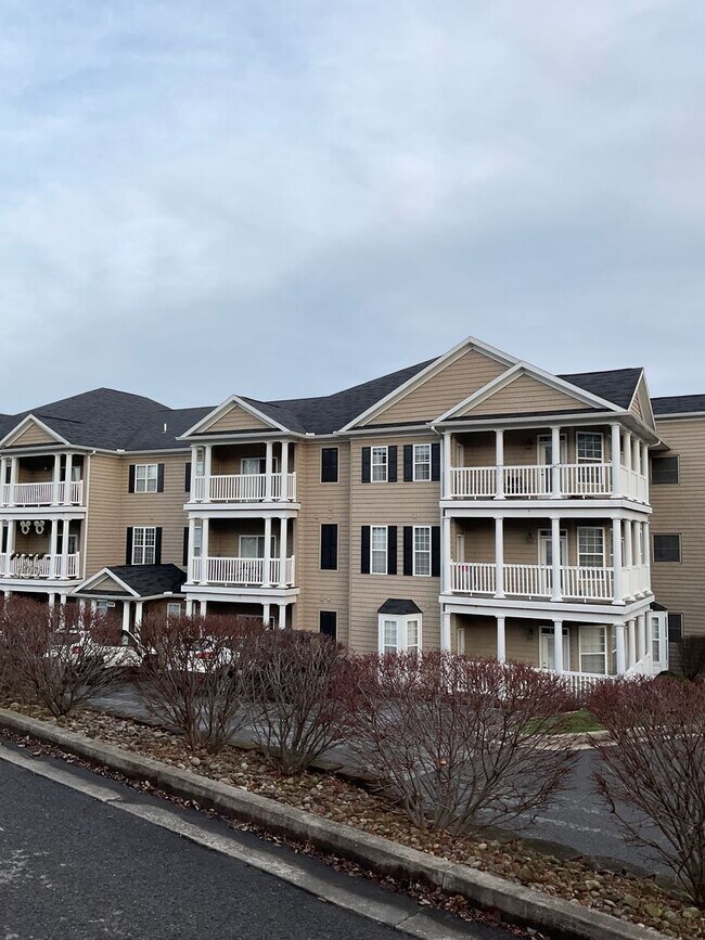 1 bedroom condo Suncrest Village Gated Com... 2624 Suncrest Village
