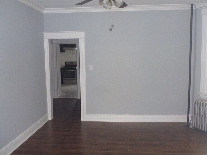 Building Photo - 81 Rose Ter