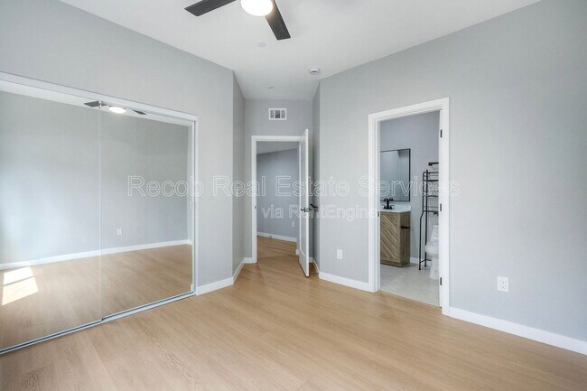 Building Photo - 2394 W Jewett St