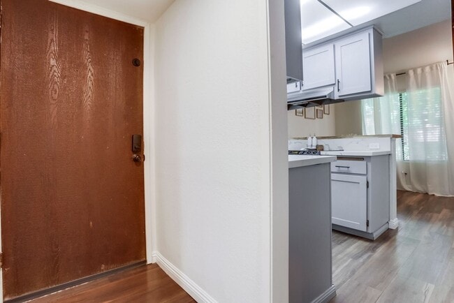 Building Photo - 2157 Arnold Way