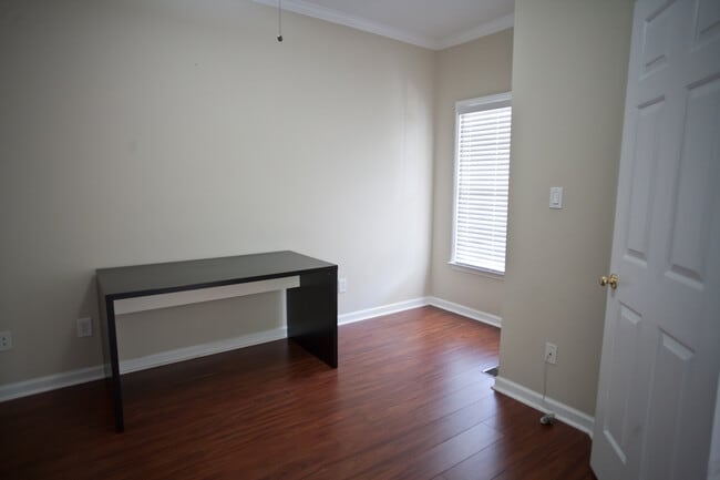 Building Photo - Spacious 3-Bedroom Ranch with Versatile Living Spaces and Modern Comforts