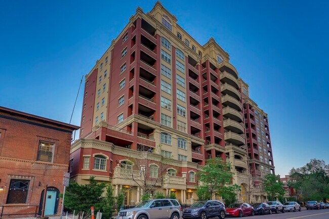 Building Photo - 1950 N Logan St