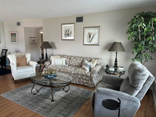 Building Photo - 2405 Franciscan Dr