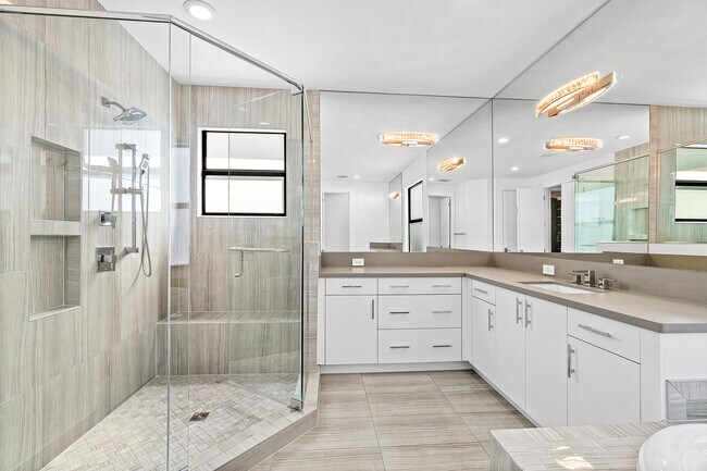 Building Photo - 9006 Dulcetto Ct