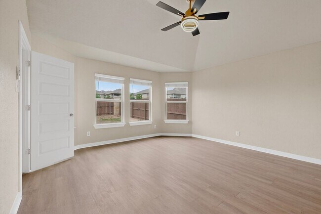 Building Photo - 7619 Toledo Bend