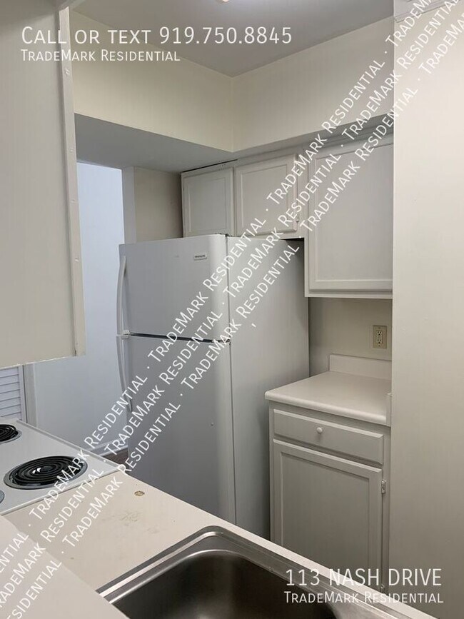 Building Photo - 113 Nash Dr