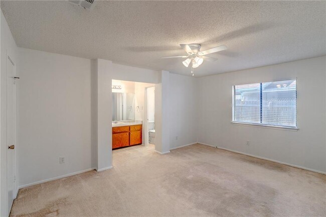 Building Photo - 11502 Ruffed Grouse Dr