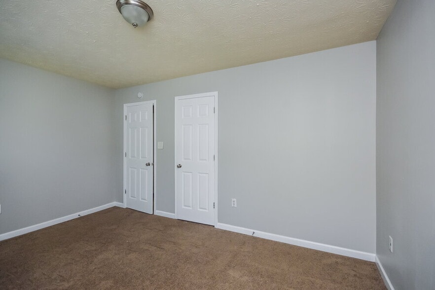 Building Photo - 9111 Jefferson Village Dr SW