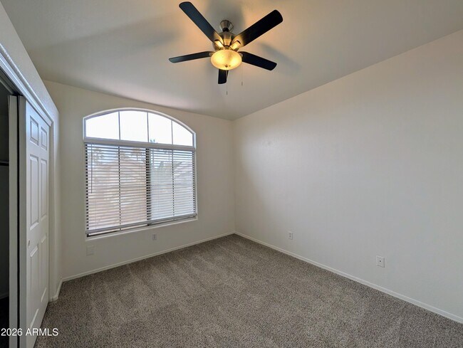 Building Photo - 1836 E Aspen Way