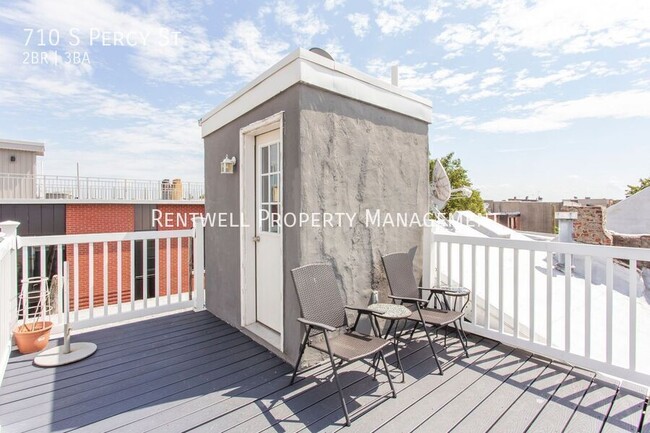 Building Photo - 710 S Percy St