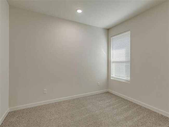 Building Photo - 8305 NW 163rd Ter