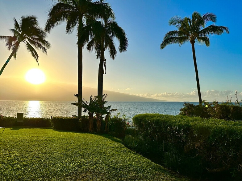 Building Photo - 190 Hauoli St