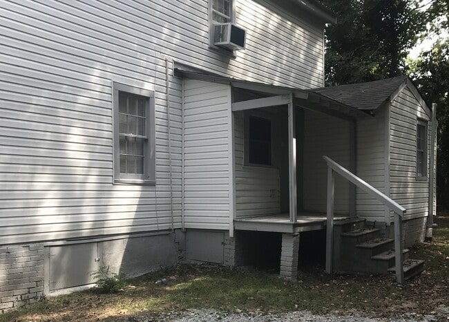 Building Photo - 403 Greenville St