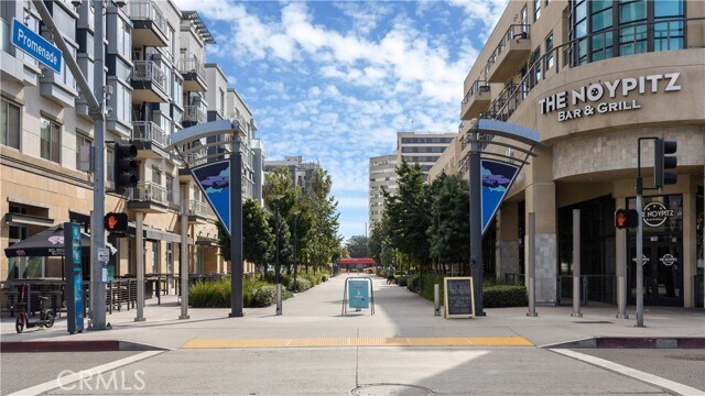 Building Photo - 133 The Promenade N