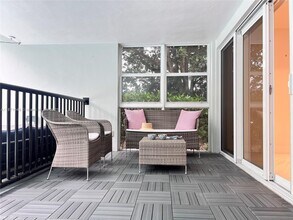 Building Photo - 195 Sunrise Dr