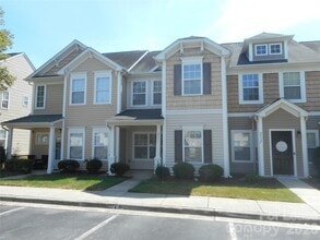 Building Photo - 2331 Crosscut Dr