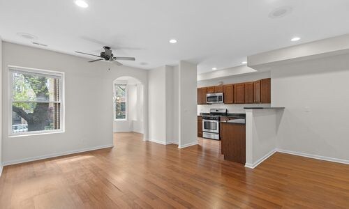 Building Photo - 7717 N Marshfield Ave