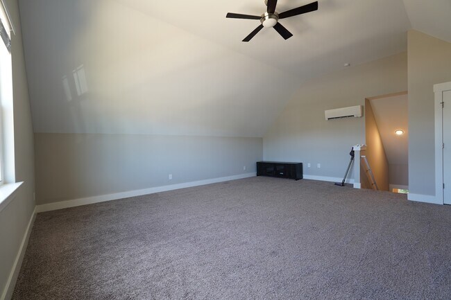 Building Photo - 1171 Melvin Dr