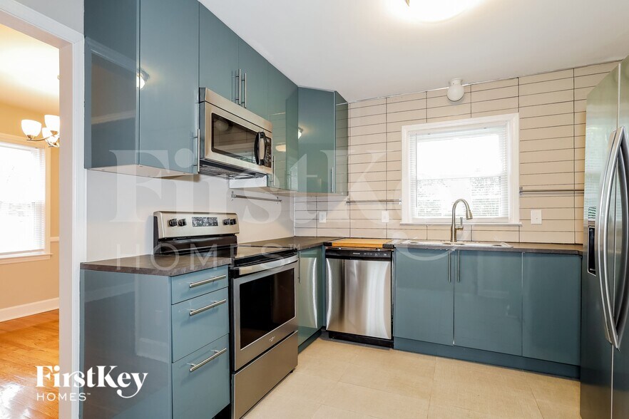 Building Photo - 1128 Rocky Ridge Dr