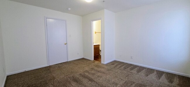 Building Photo - COMING SOON! 3 Bedroom Townhome Converse, TX