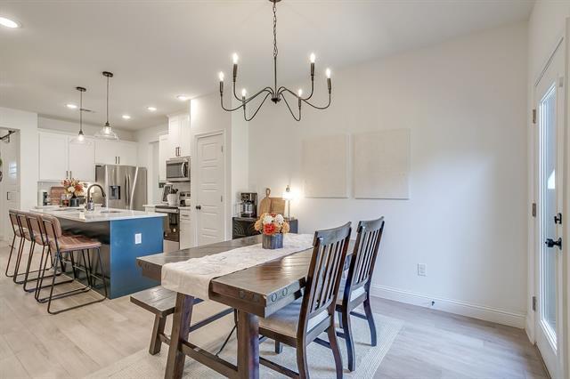 Building Photo - 2217 Forest Hill Ln